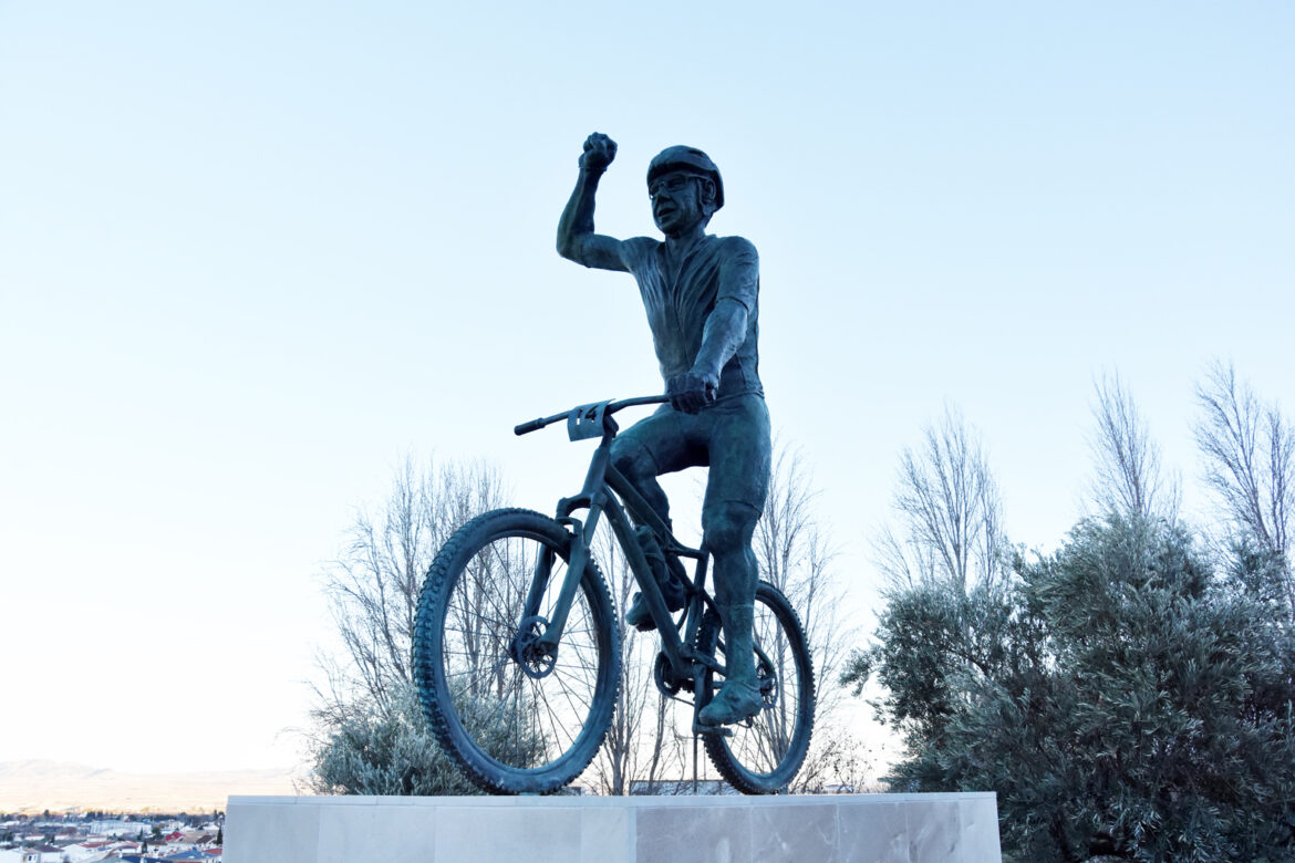 estatua David Valero