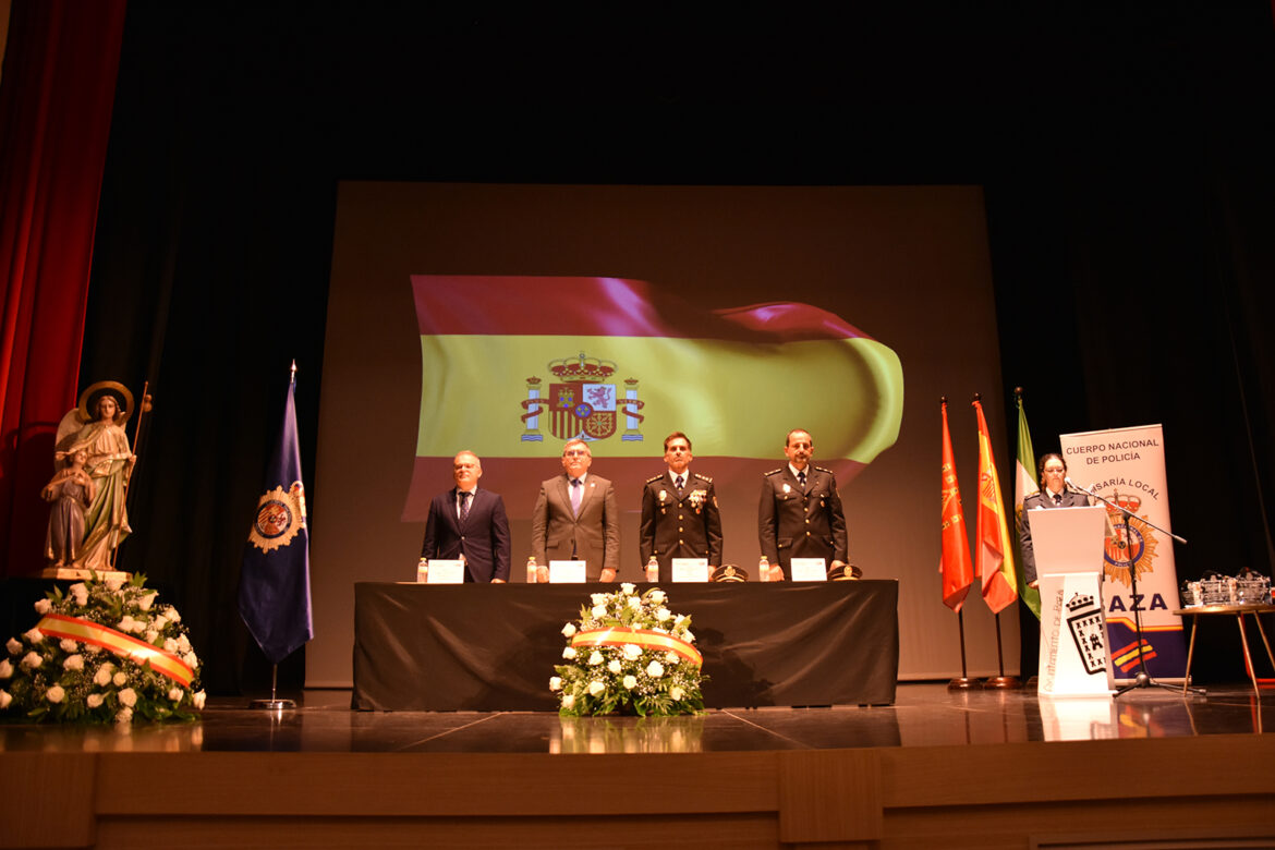 policía nacional acto patronos 10